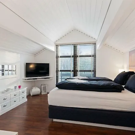 Peak Apartment *
