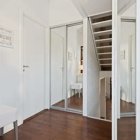Apartment Peak